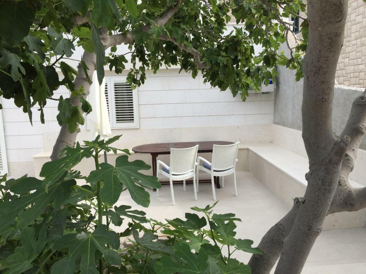 Fig Tree Povlja (Brac) Exterior foto